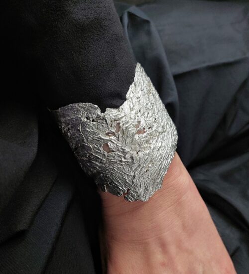 statement-silver-irregular-shape-cuff