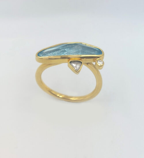 aquamarine-diamond-gold-ring