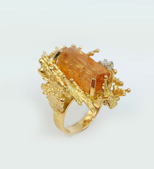 Alan-Gard-topaz-gold-ring